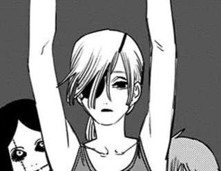 【画像】マキマさん「死体が喋っている(ﾆﾁｬｱ」クァンシ「いや武器人間なんで不死身なんですけど…」