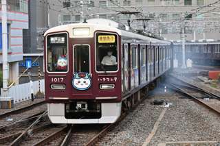 阪急ちいかわラッピング電車、1ヶ月で3回も故障し大量の煙が出る……