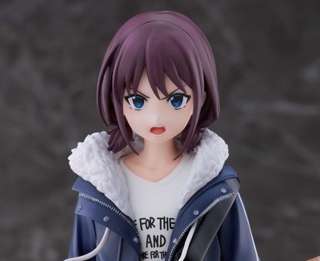 この美少女のフィギュア買おうか迷ってる……