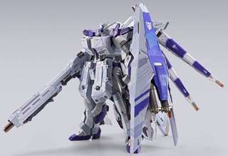 【画像】ガンダムの高額フィギュアを買いまくってたワイ、目が覚め始めてガンプラに移行を目論む