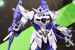 【画像】1/100サイズのリボーンズガンダム、遂に発売決定してしまう