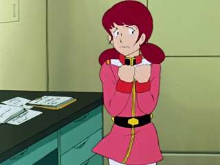 中川翔子さん、『ガンダム』地球連邦軍コスに絶賛集まる