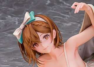 【悲報】ライザさん、またスケベなフィギュアを発売してしまう…
