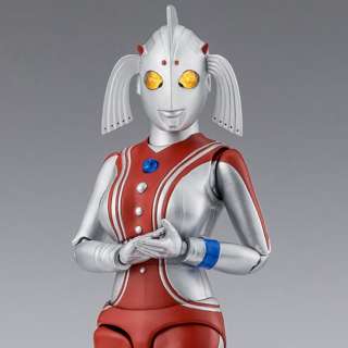【朗報】ウルトラの母の新作フィギュア、ちょっとえっちで抜けると話題に